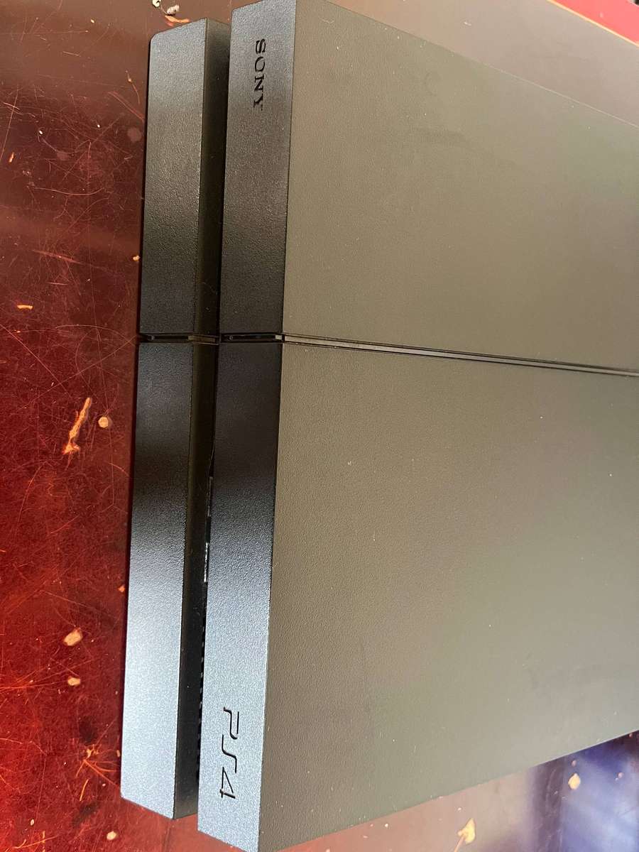PlayStation 4 Console - Secondhand, Fully Functional