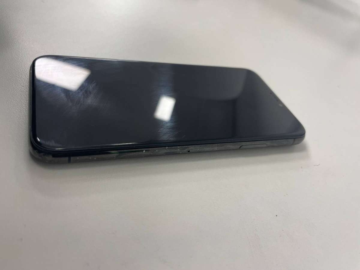 iPhone X (Black)