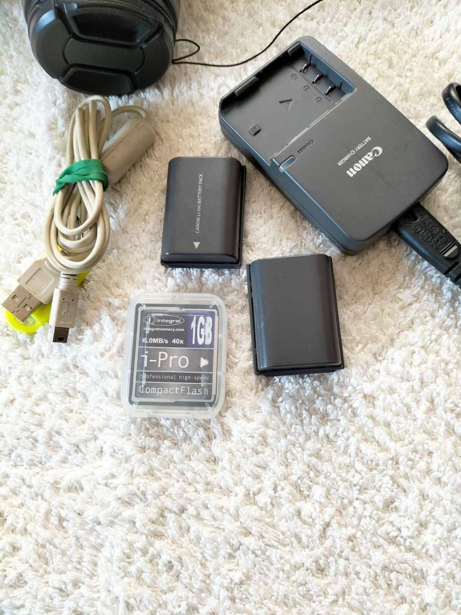 Canon Camera EOS 350D plus accessories