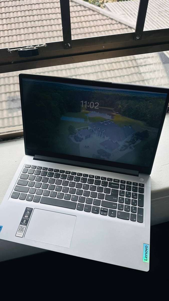 Lenovo ideapad 1 15iGL7 4GB RAM