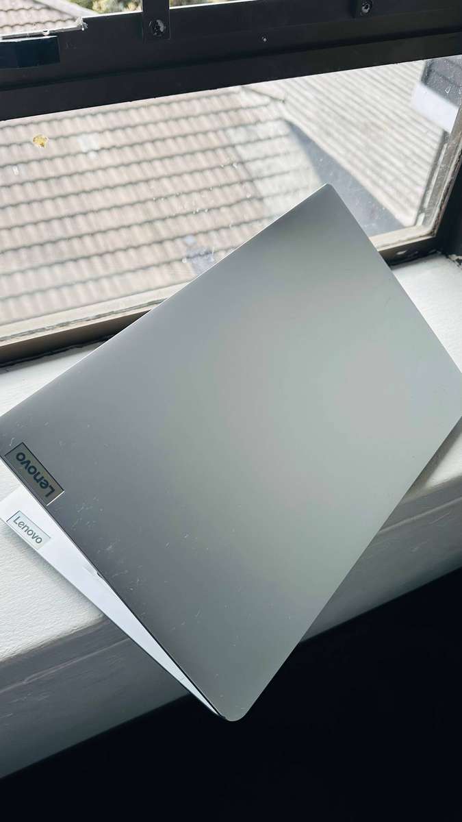 Lenovo ideapad 1 15iGL7 4GB RAM
