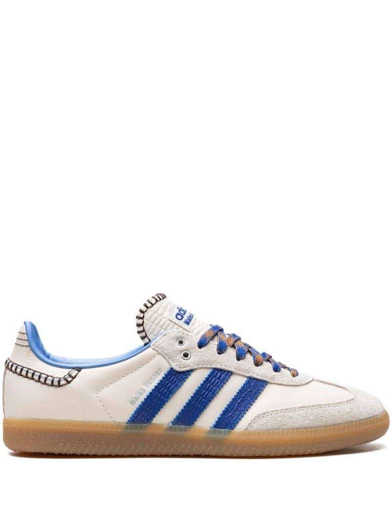 Adidas sneakers Adidas sneakers