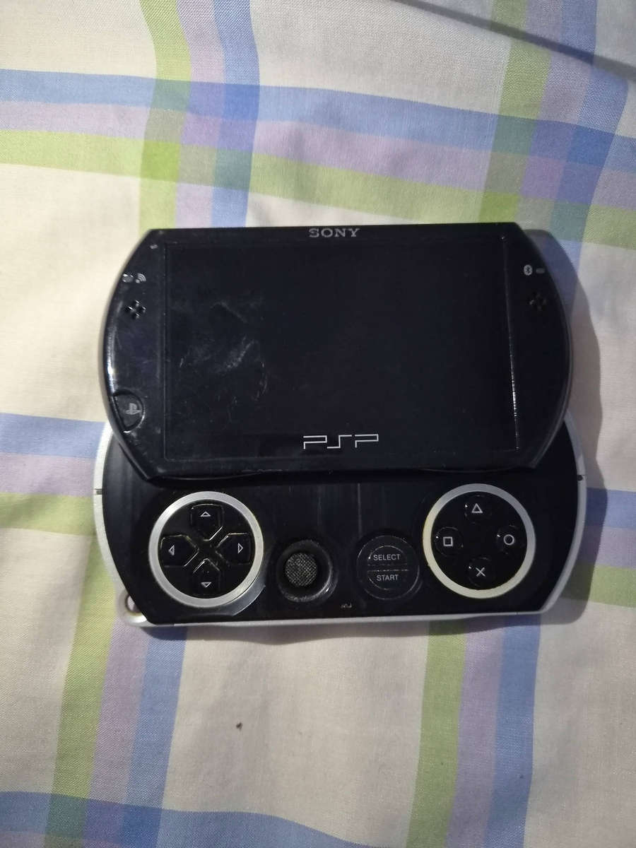 Sony PSP Go Portable Gaming Console - For Parts