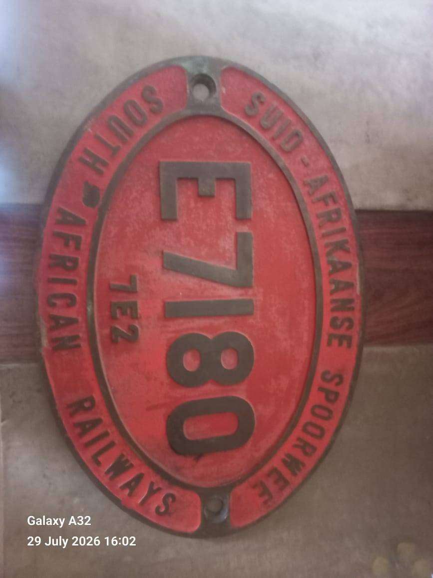 South African Railways Class 7E2 (E7) bronze cabside locomotive plate - collectable