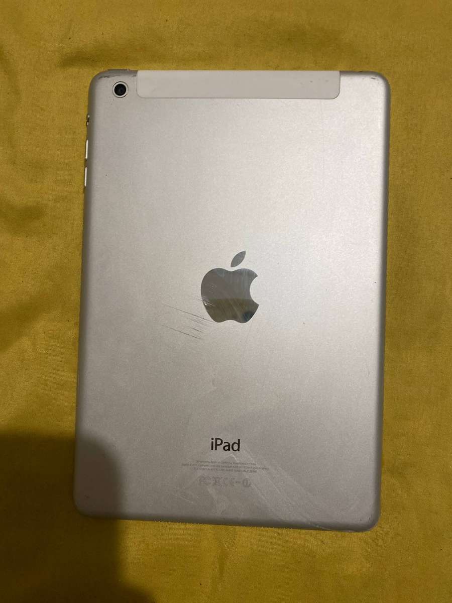 Apple iPad 10.2-inch Wi-Fi 64GB - Space Gray