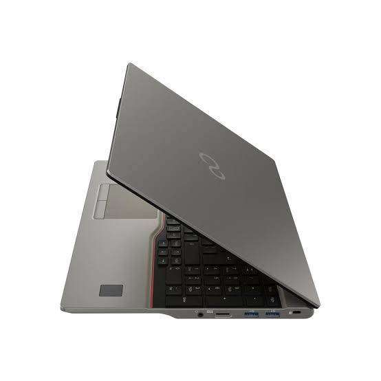 Fujitsu 15,6