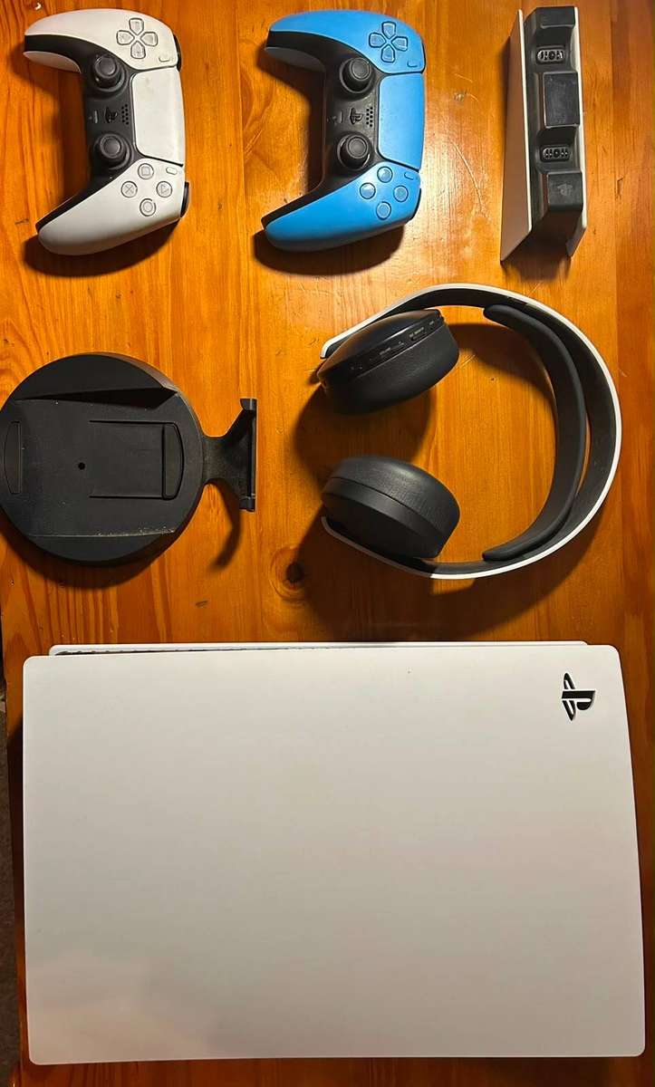 PlayStation 5 Digital Edition Bundle with 2 Controllers, Pulse 3D Headset & Charging Dock