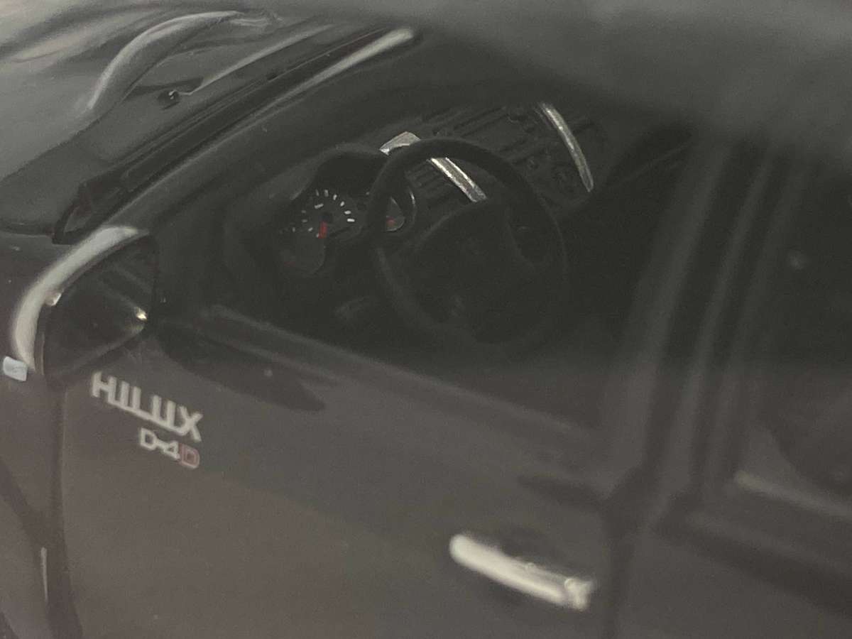 Minichamps 1/43 Toyota Hilux Diecast Model - Black