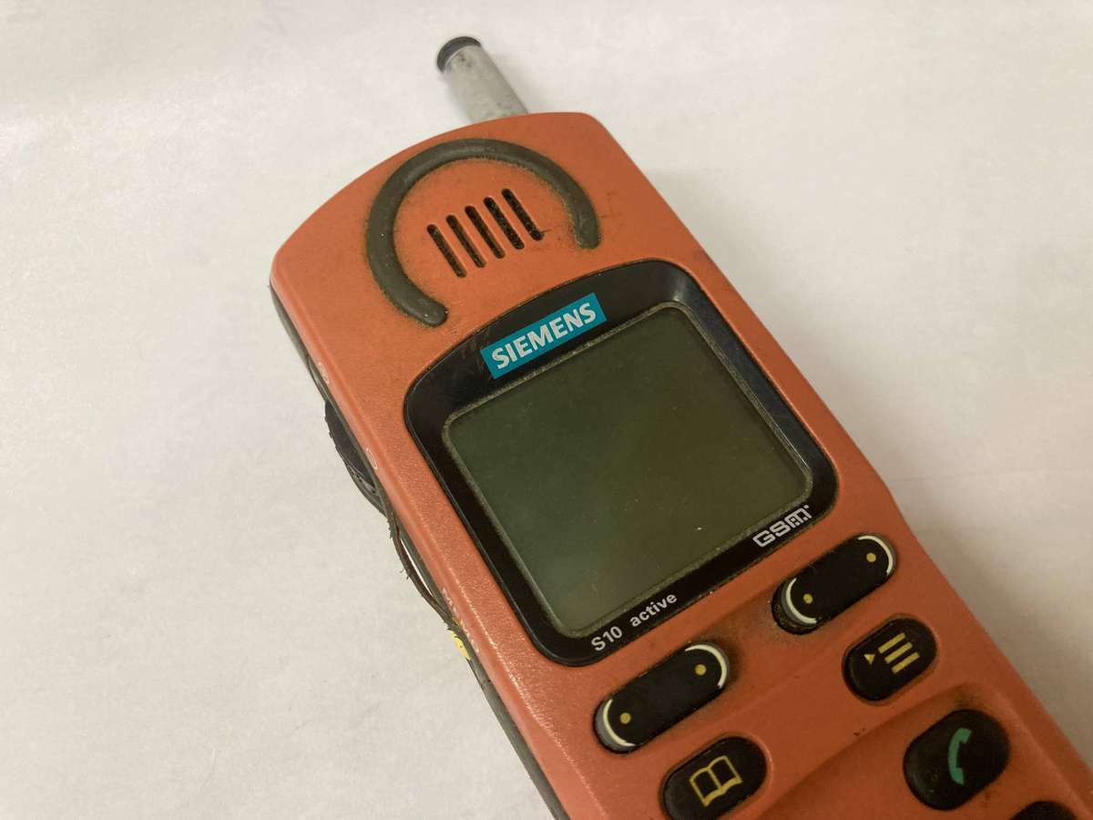 Siemens S10 Active  UNTESTED