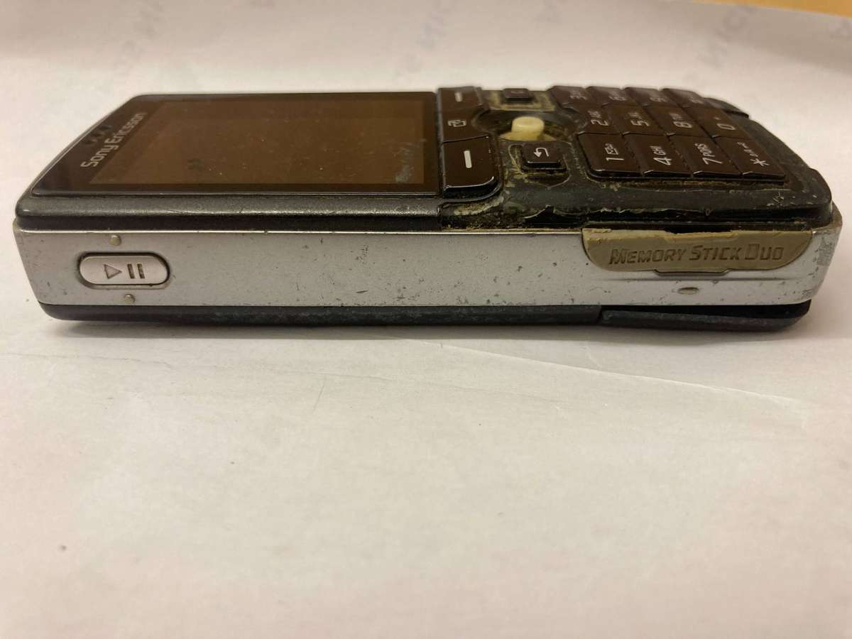 Sony Ericsson K750i  UNTESTED