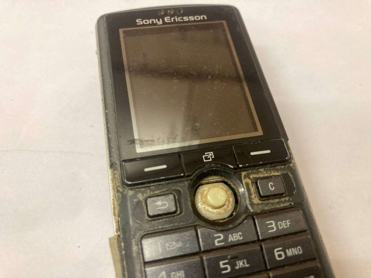 Sony Ericsson K750i  UNTESTED