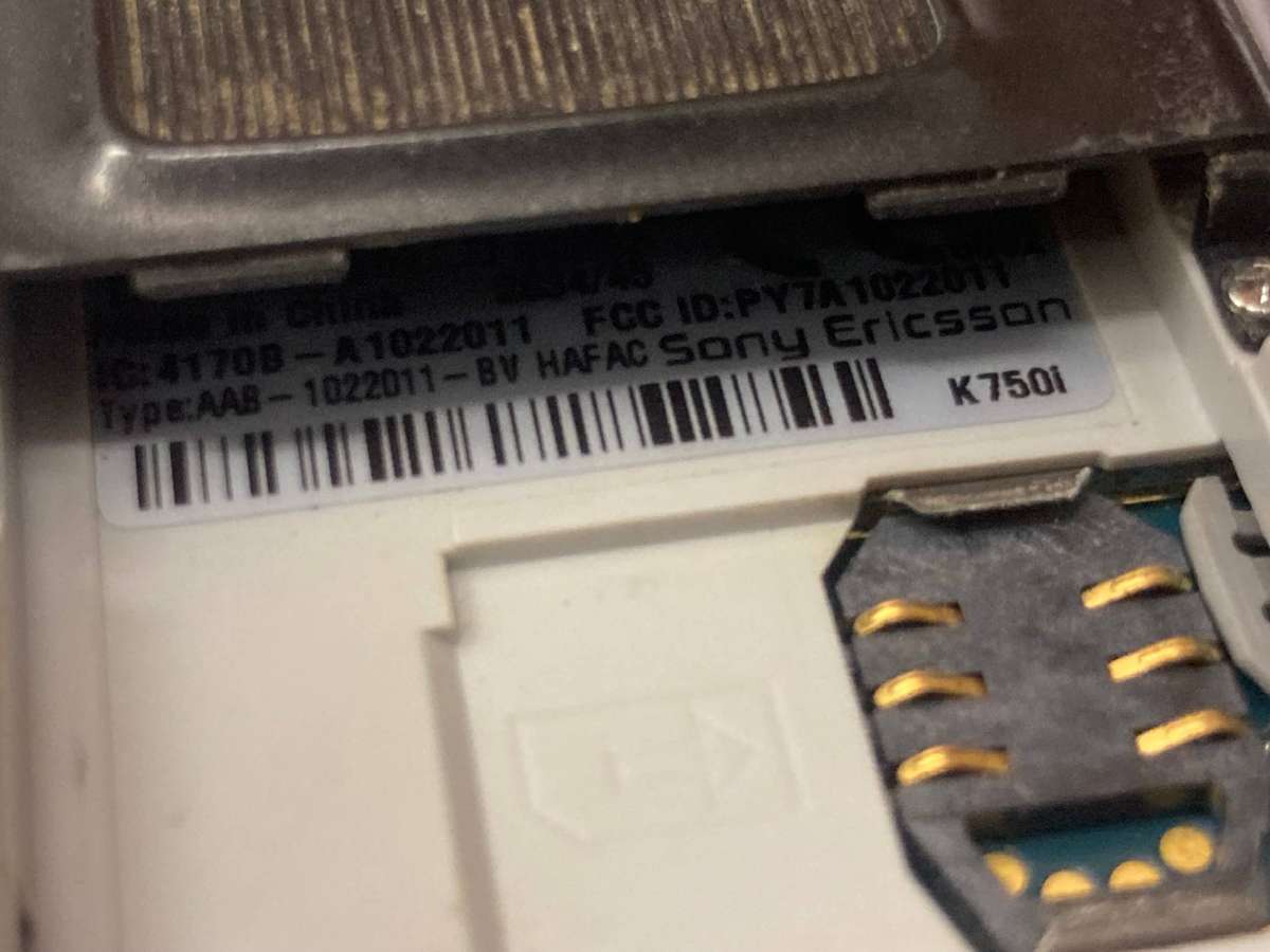 Sony Ericsson K750i  UNTESTED