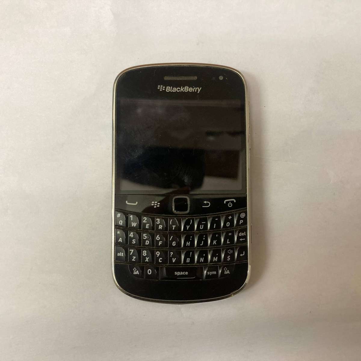 Blackberry Bold 9900 - UNTESTED