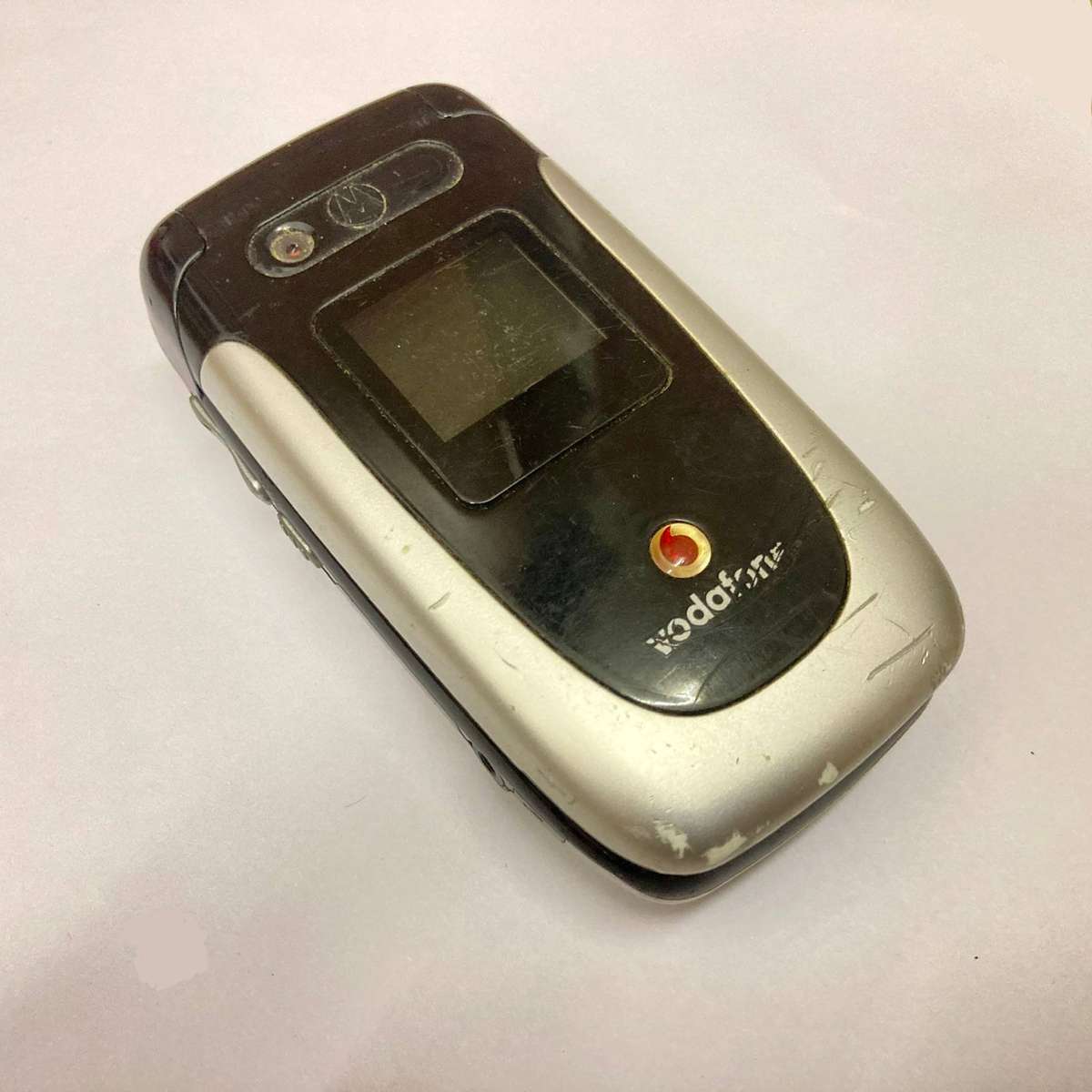 Motorola Flip Phone - UNTESTED