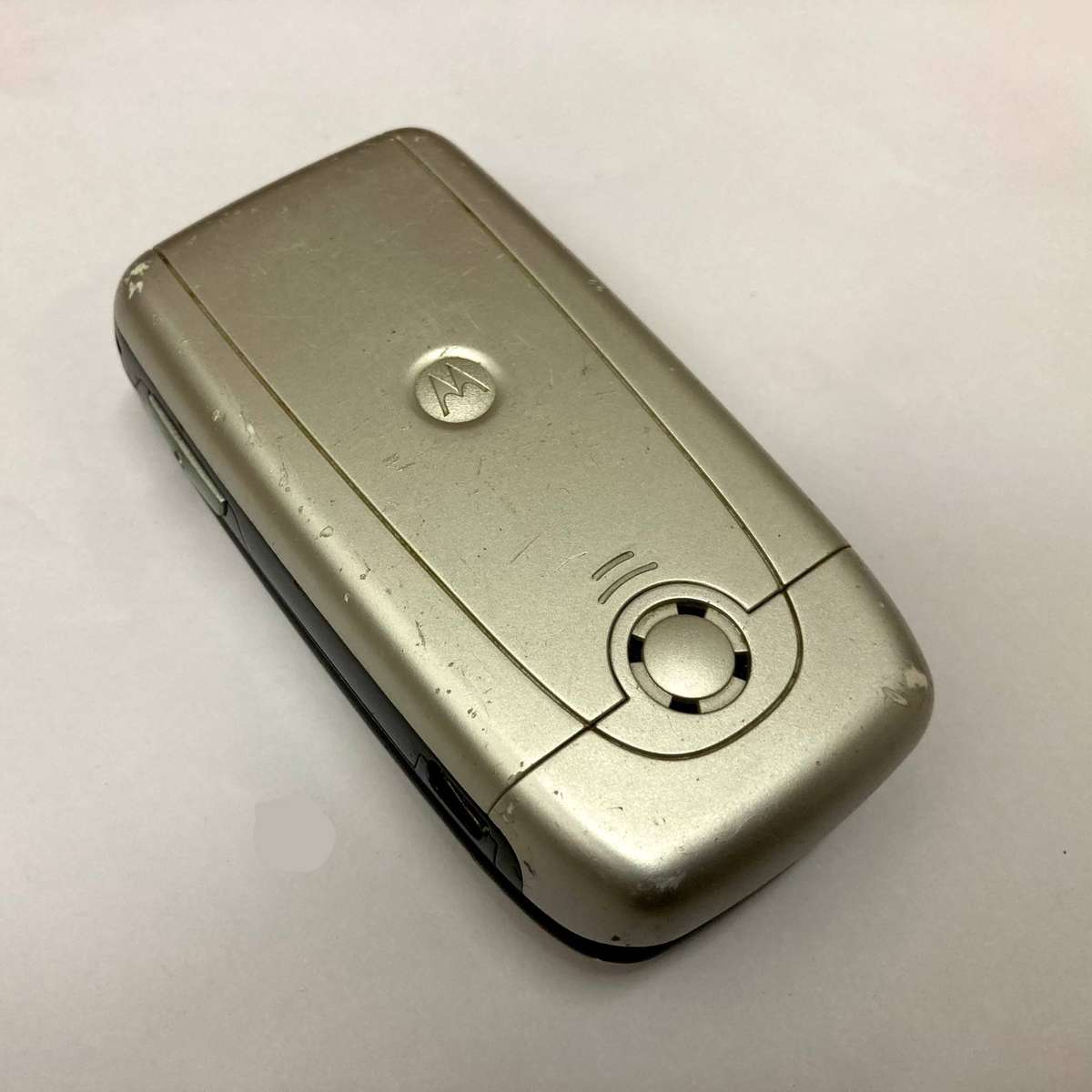 Motorola Flip Phone - UNTESTED