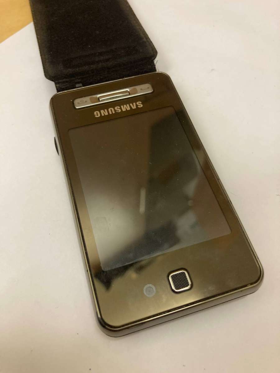 Samsung F480 - UNTESTED