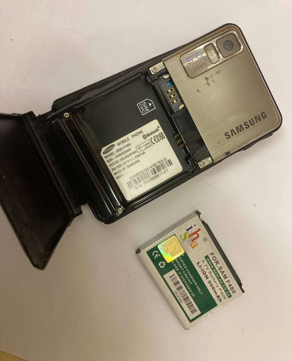 Samsung F480 - UNTESTED