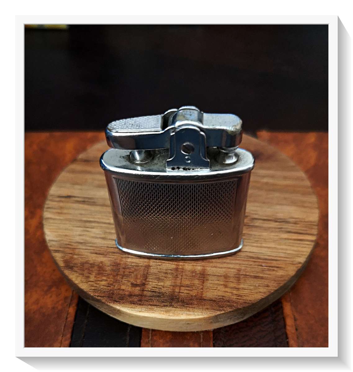 Vintage Lighter - RONSON - Made in England - Plain and Simplistic Design *****