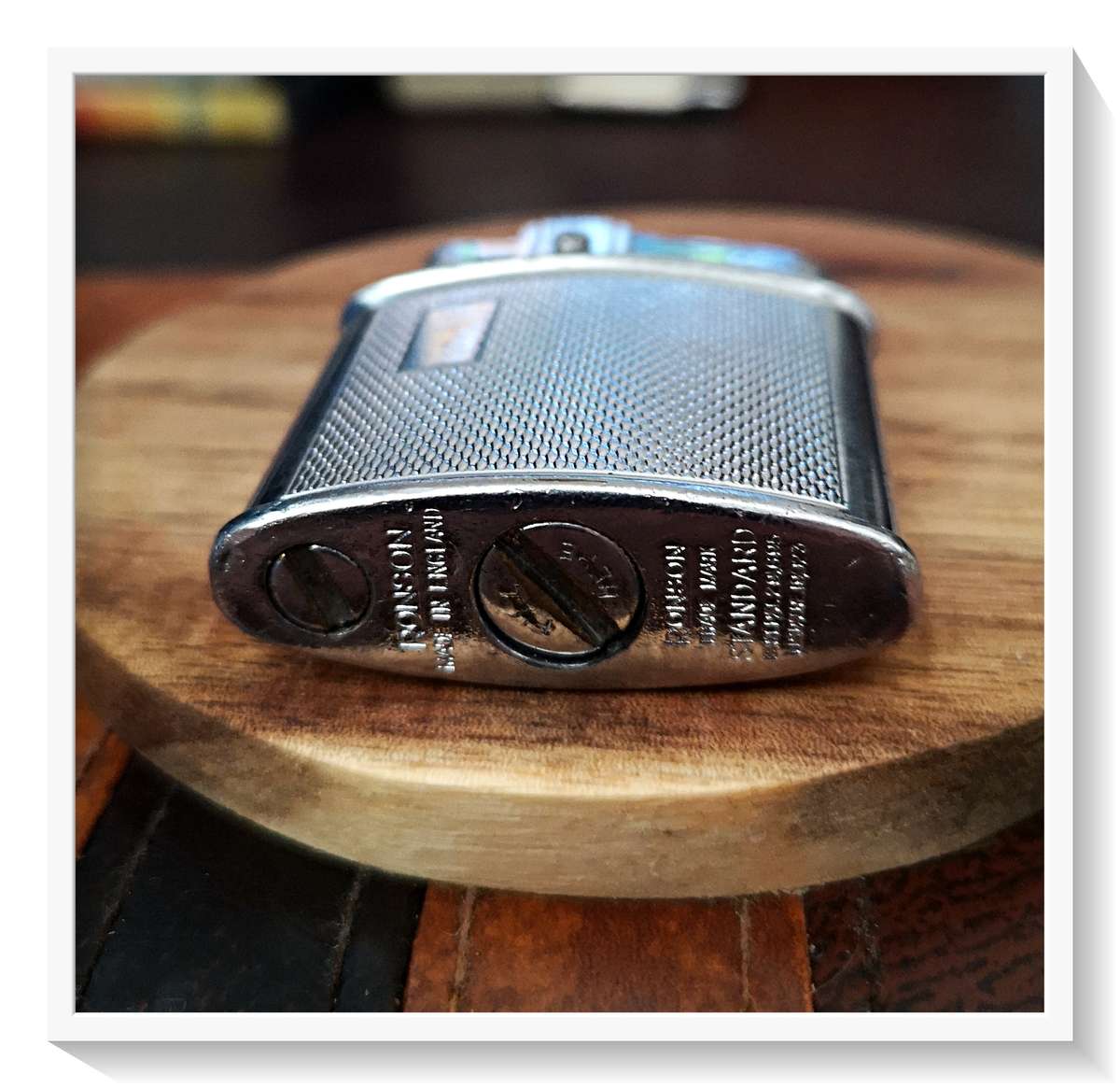 Vintage Lighter - RONSON - Made in England - Plain and Simplistic Design *****