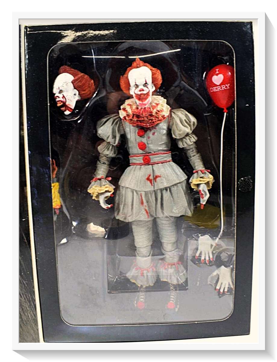 Stephen King IT: Pennywise with I LOVE DERRY Balloon - BOX:230mm by 160mm - Collectible Horror Toys*