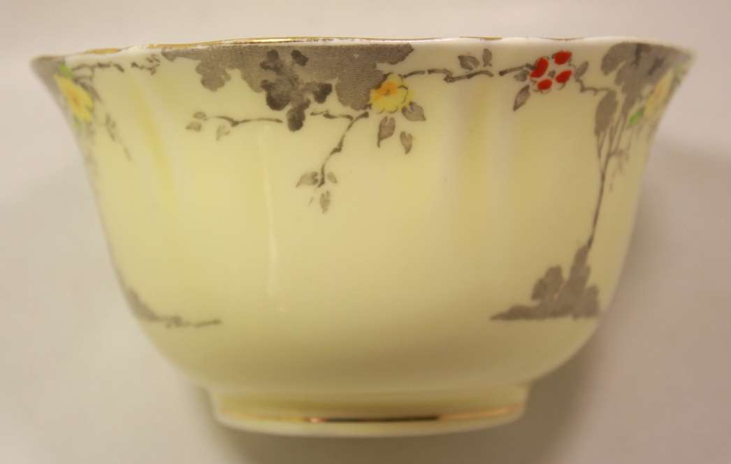 Vintage Crown Staffordshire Milk Jug and Sugar Bowl Pattern F714295