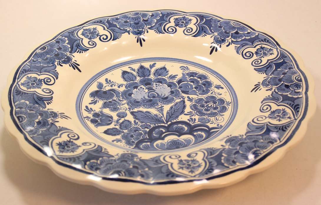 Vintage Large Blauw Delfts Distel Blue & White Display Bowl.