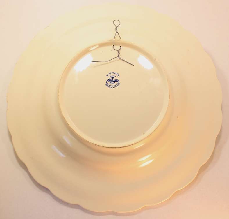 Vintage Large Blauw Delfts Distel Blue & White Display Bowl.