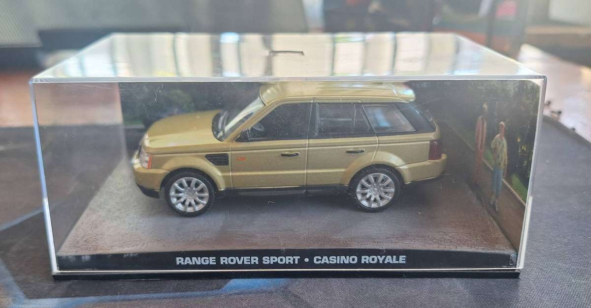 James Bond Car Collection - Range Rover Sport - Casino Royale