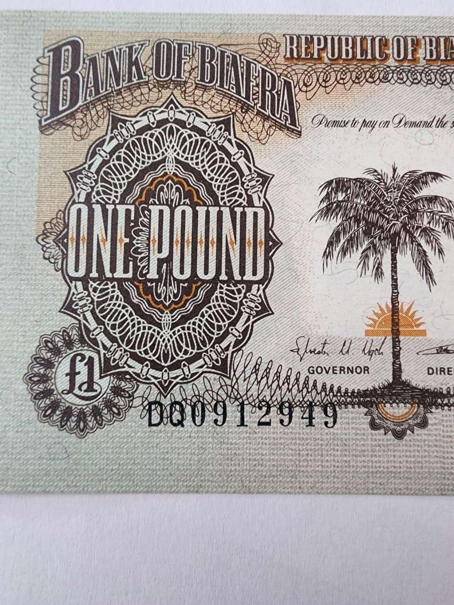 RARE 1968 Biafran One Pound Banknote  Uncirculated