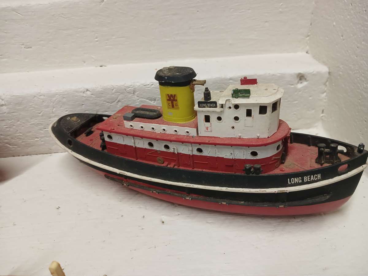 HO SCALE - X3 TUG BOATS