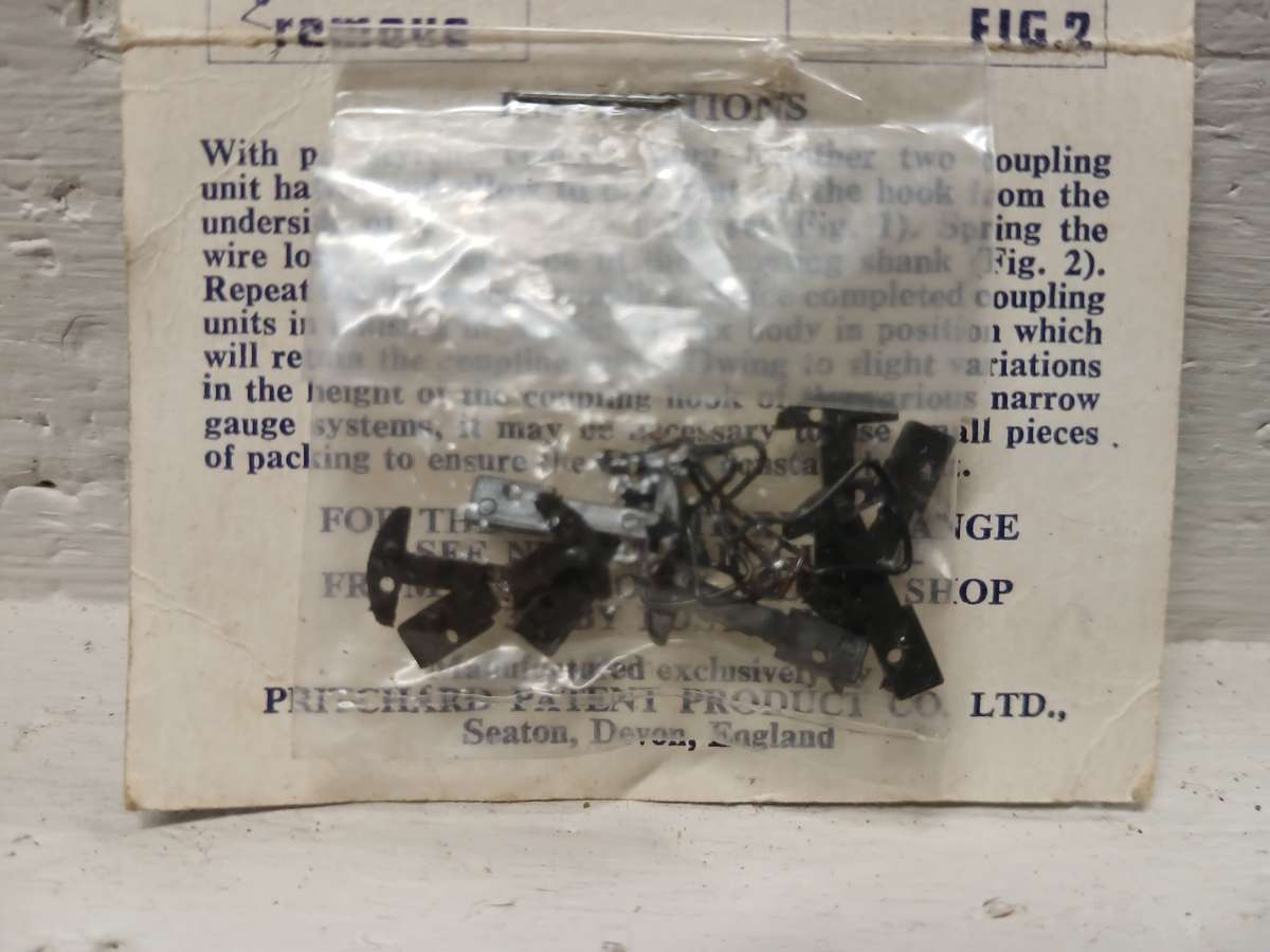 HO-009 SCALE - PECO - COUPLERS - BOXED