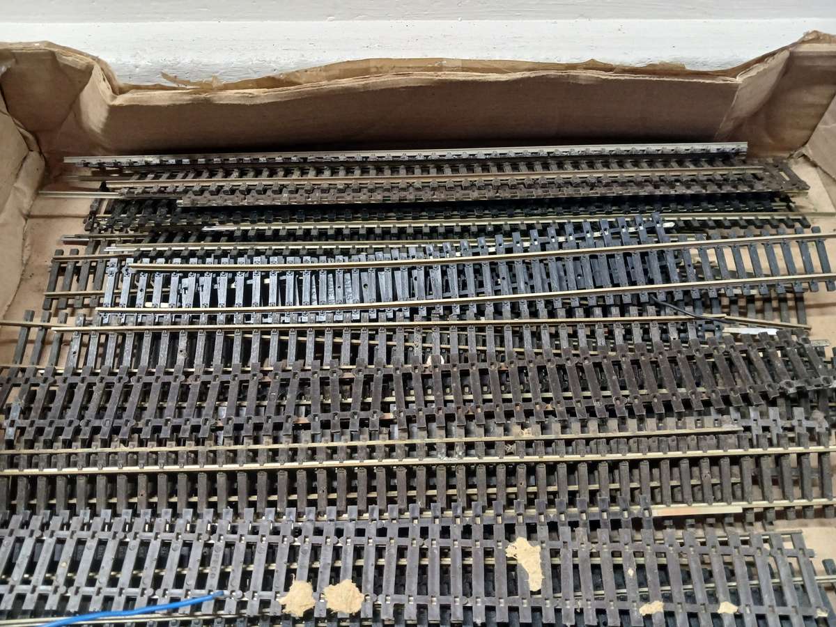 HO / OO SCALE - X30 NICKLE SILVER FLEXI TRACK OFFCUTS