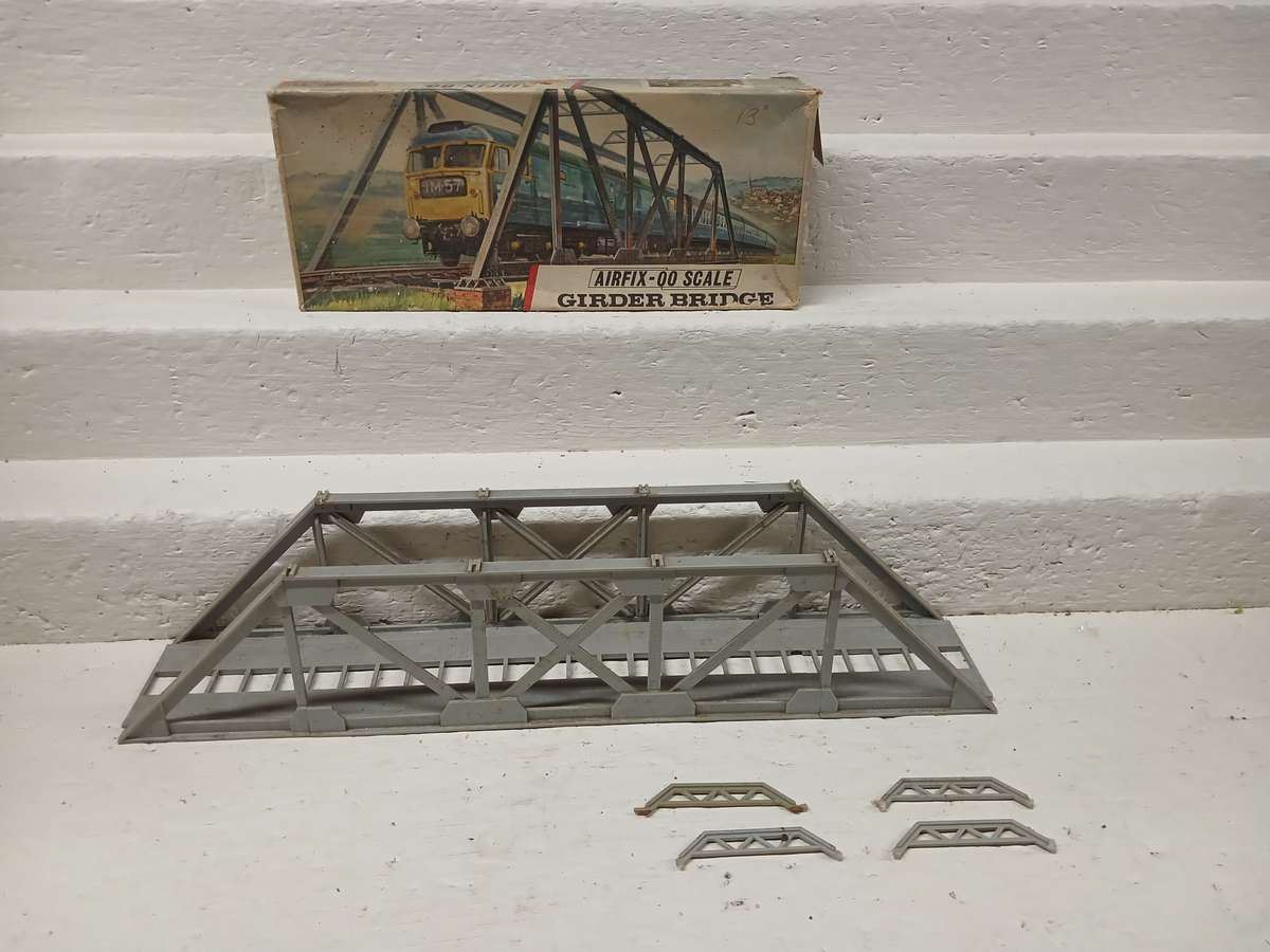 HO / OO SCALE - AIRFIX - GIRDER BRIDGE