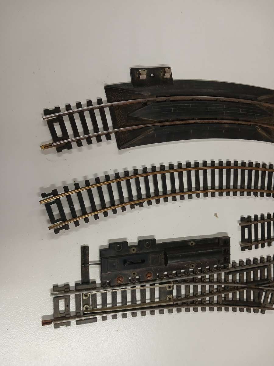 HO / OO SCALE - LIFELIKE - X1 POINT + TRACK