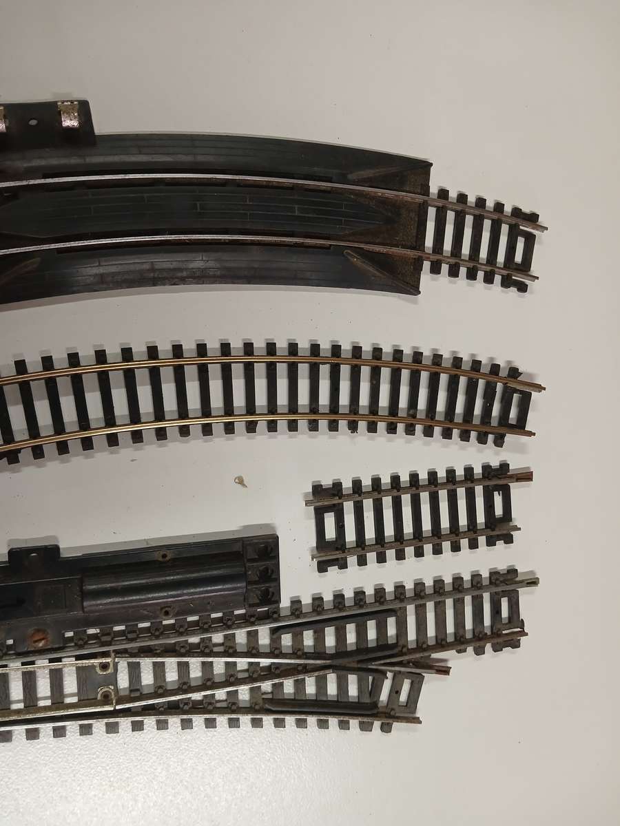 HO / OO SCALE - RIVEROSSI POINTS + TRACK