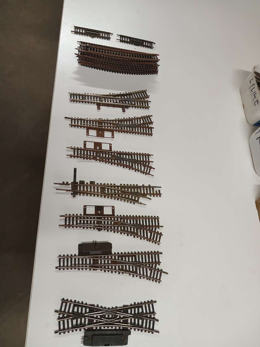 HO / OO SCALE - RIVEROSSI POINTS + TRACK