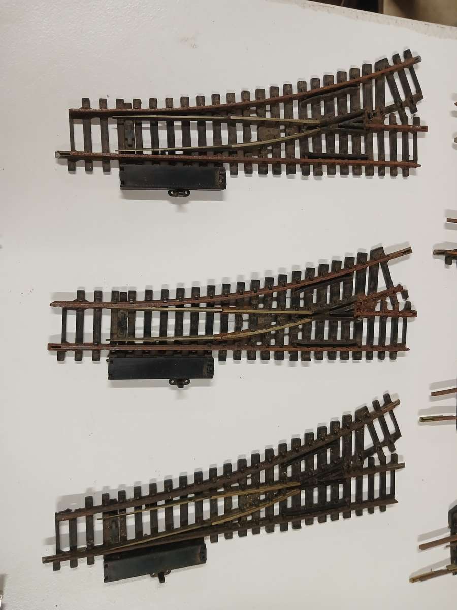 HO / OO SCALE - HORNBY - POINTS & TRACK