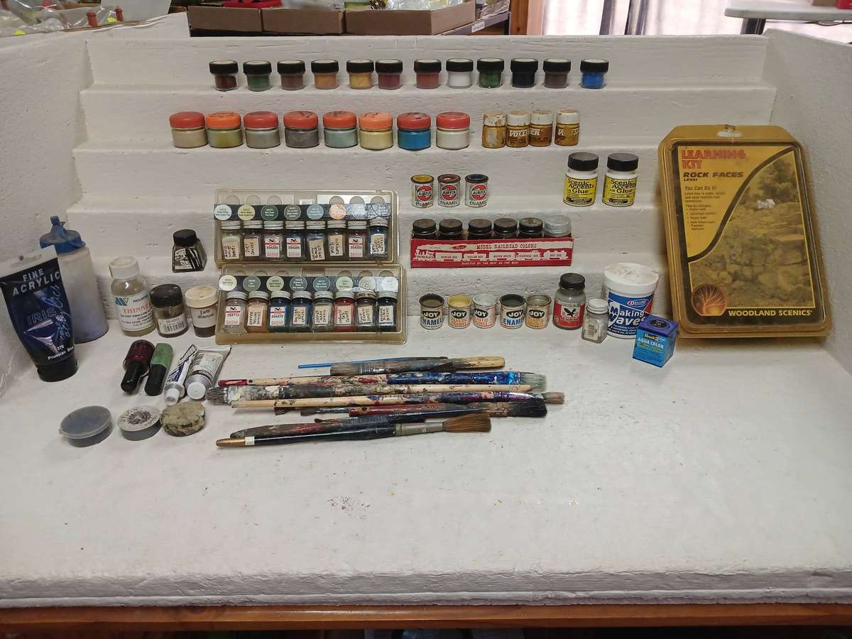 HO SCALE - VARIOUS MODEL PAINTS , POWDERS + SCENERY ACCESSORIES