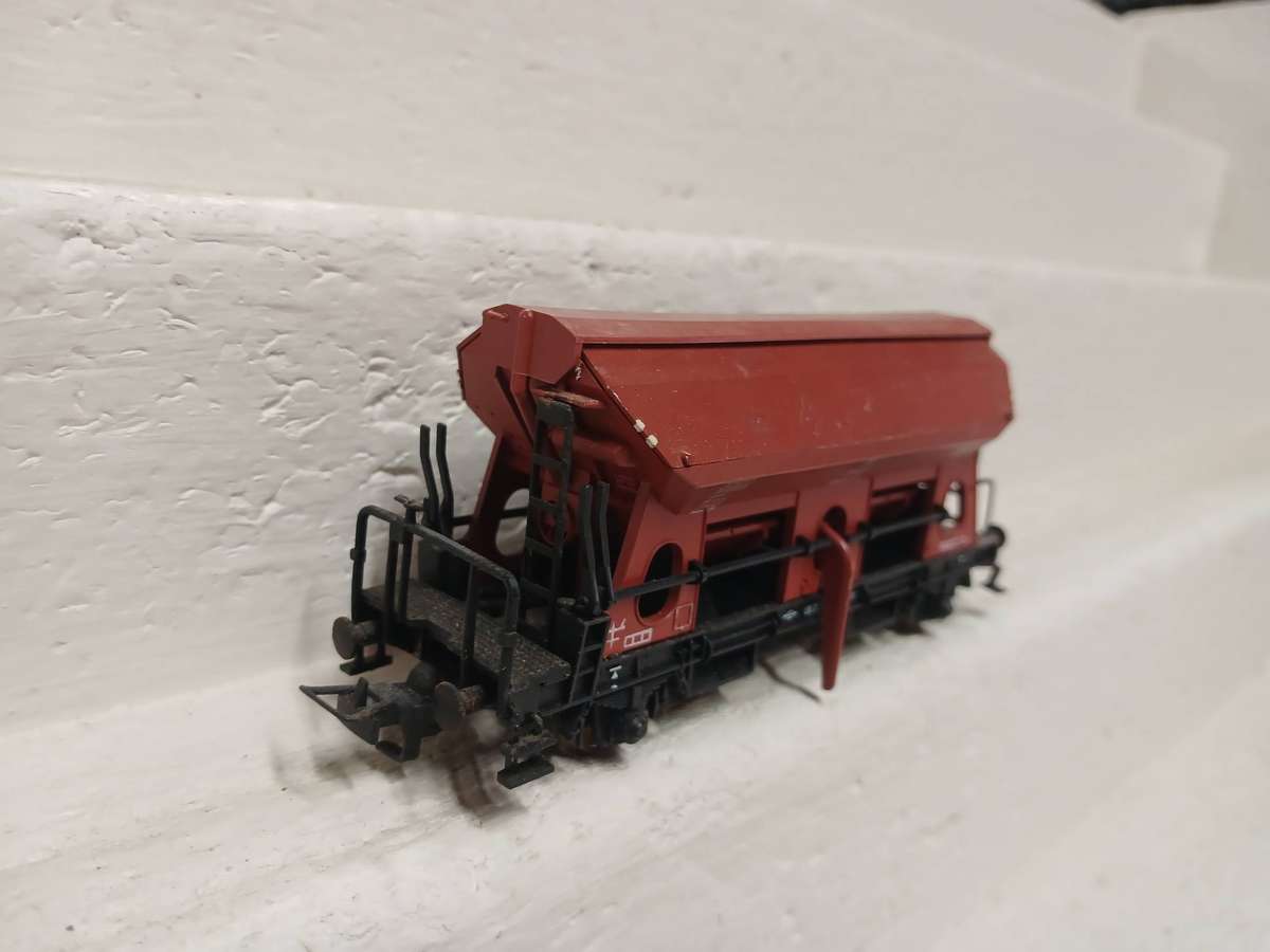 HO SCALE - FLEISCHMANN - AUTO OFFLOADER COAL HOPPER
