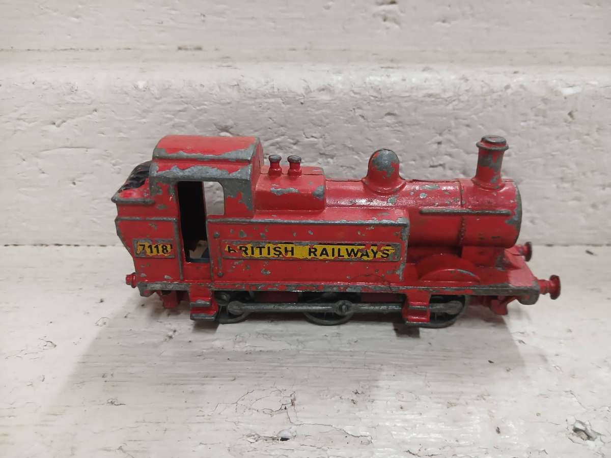 DIE CAST - OO SCALE - BUDGIE TOYS - BRITISH RAILWAY STEAM LOCOMOTIVE