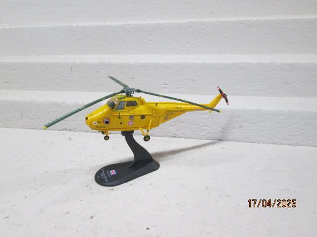 1:72 - DIE CAST MILITARY HELICOPTER  - 1976 WESTLAND WHIRLWIND