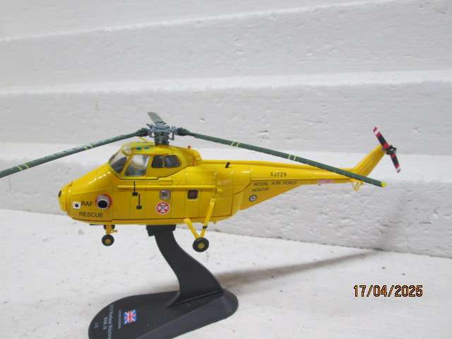 1:72 - DIE CAST MILITARY HELICOPTER  - 1976 WESTLAND WHIRLWIND