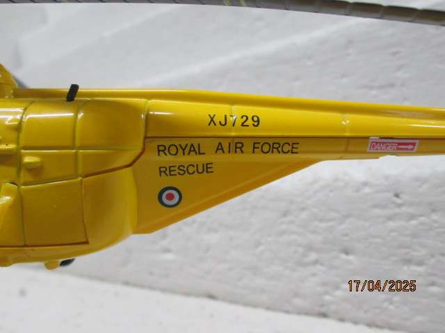 1:72 - DIE CAST MILITARY HELICOPTER  - 1976 WESTLAND WHIRLWIND