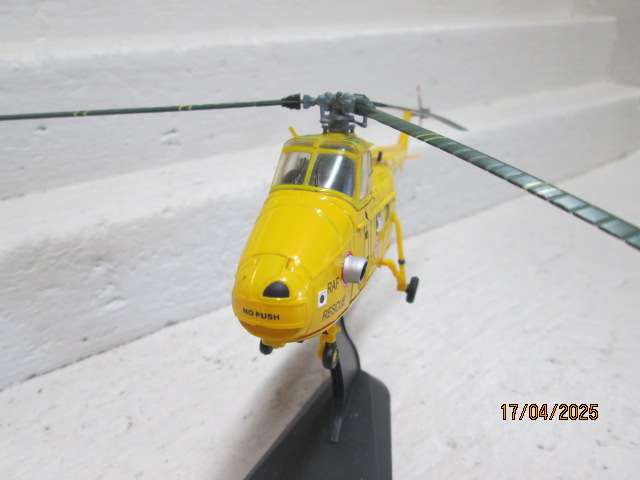 1:72 - DIE CAST MILITARY HELICOPTER  - 1976 WESTLAND WHIRLWIND