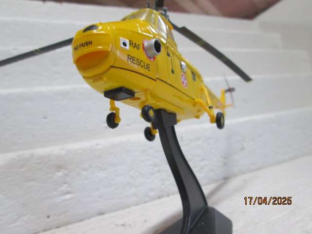 1:72 - DIE CAST MILITARY HELICOPTER  - 1976 WESTLAND WHIRLWIND