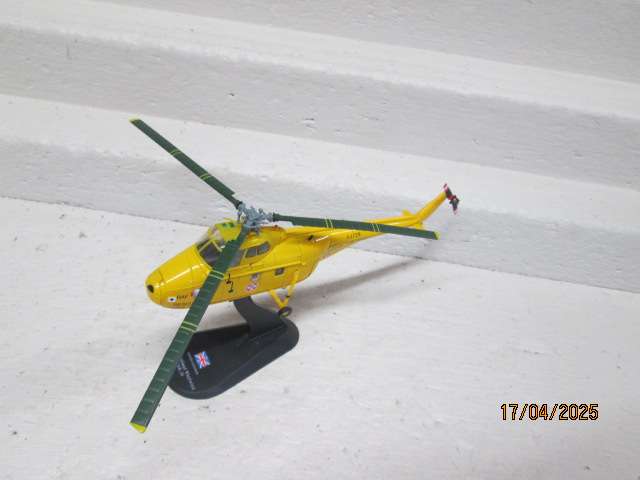 1:72 - DIE CAST MILITARY HELICOPTER  - 1976 WESTLAND WHIRLWIND