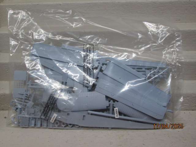1:72 SCALE - AIRFIX - HANDLEY PAGE 1/400 MILITARY AEROPLANE