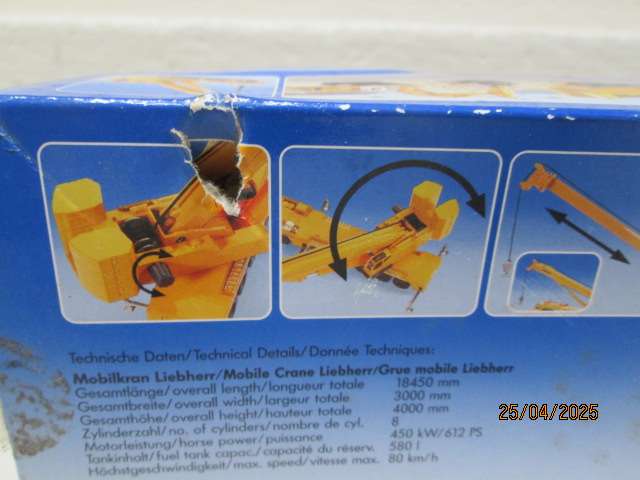 HO SCALE - SIKU - MOBILE LIEBHERR CRANE  -BOXED