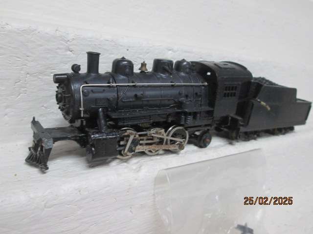 HO SCALE - MANTUA - 2-6-2 STEAM LOCOMOTIVE - FOR SPARES
