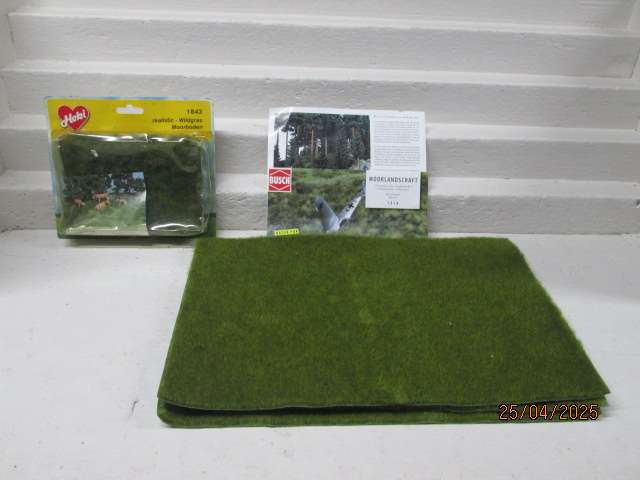 HO SCALE - HEKI/BUSCH - WILD GRASS SHEETS - X4